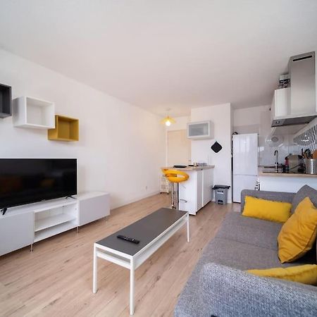 Appartement Tout Equipe Climatise Terrasse Hopital De La Timone マルセイユ エクステリア 写真