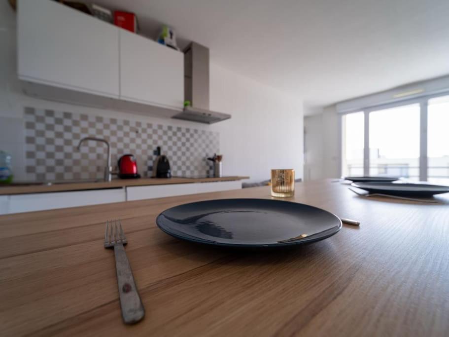 Appartement Tout Equipe Climatise Terrasse Hopital De La Timone マルセイユ エクステリア 写真